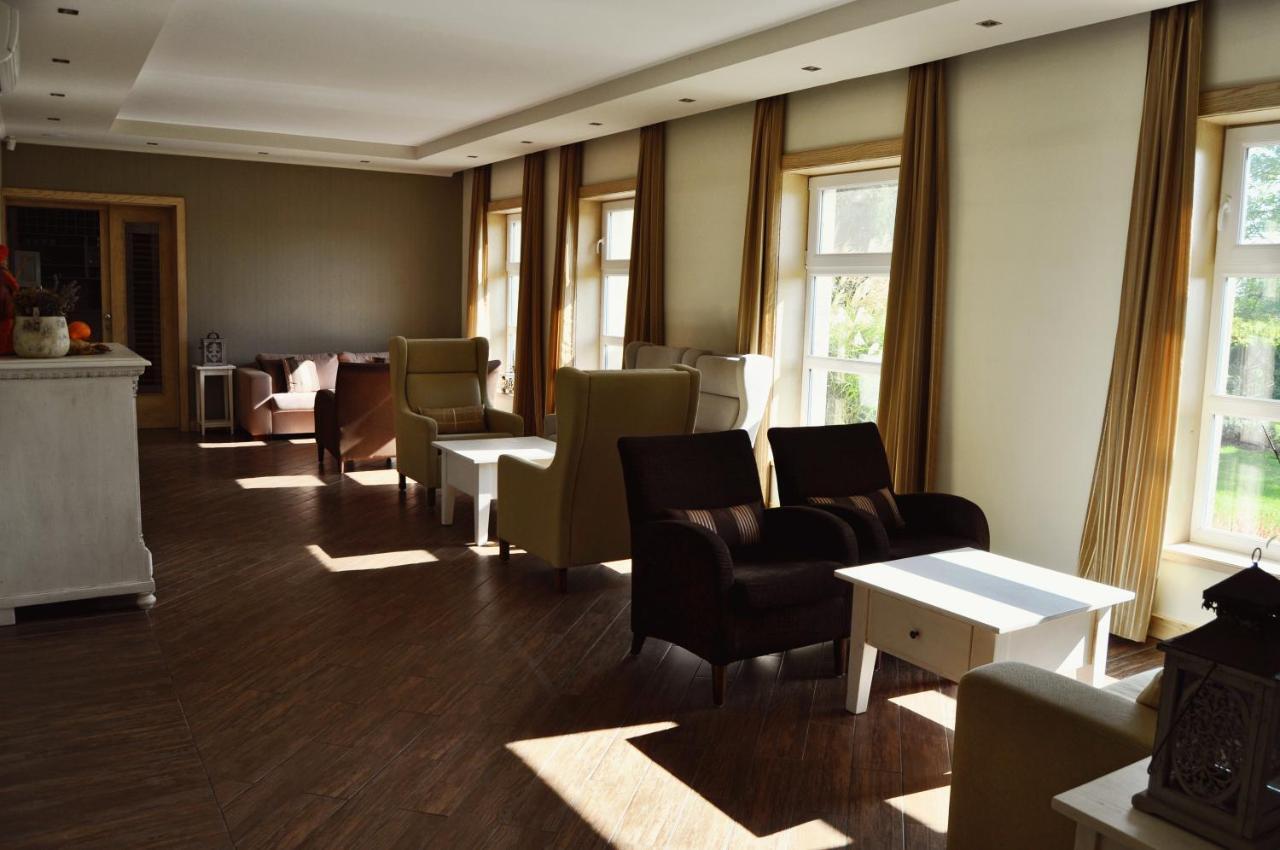 Diva Kacica Restaurant & Pansion Hotel Komárno Екстериор снимка